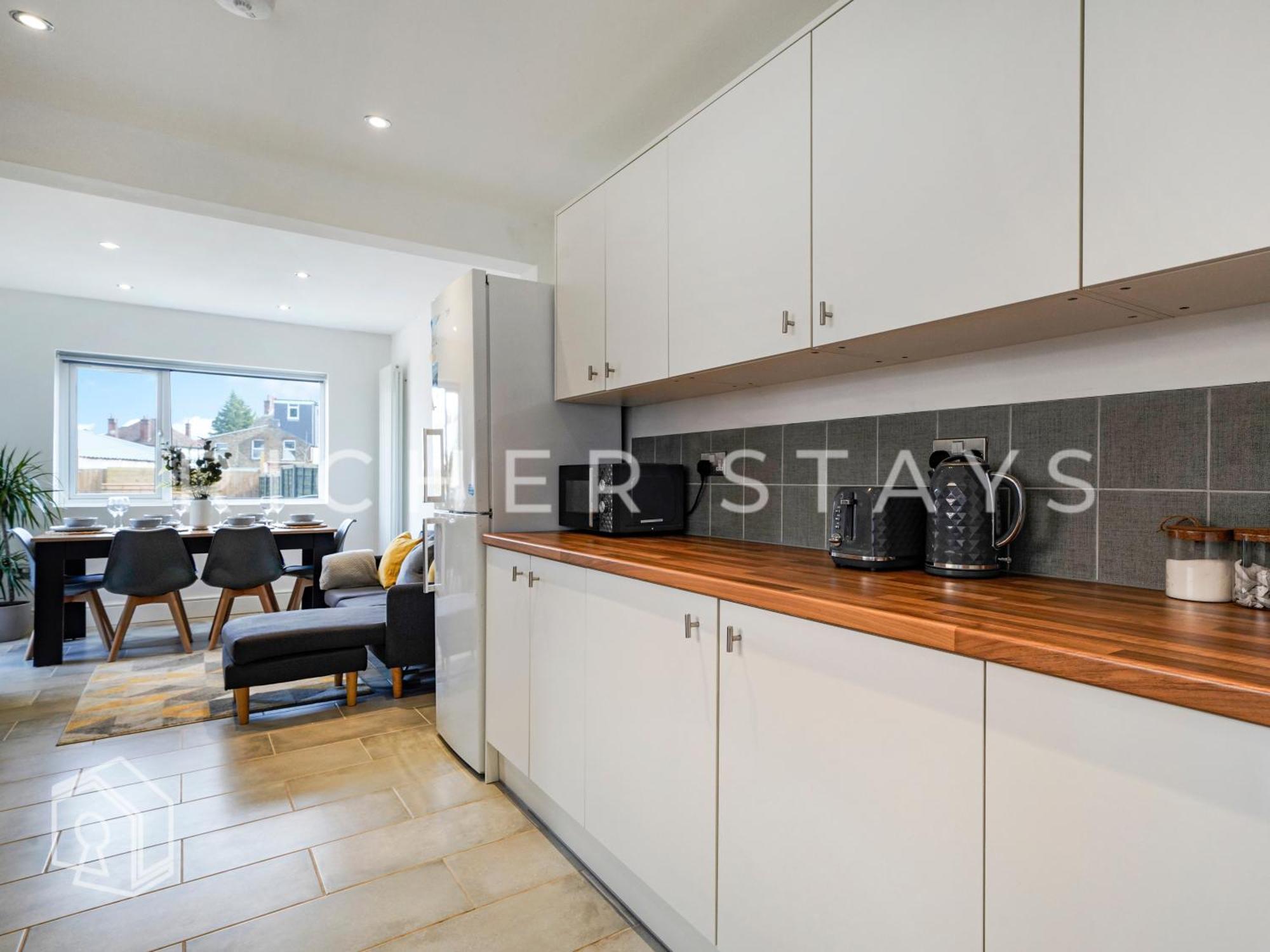 Watford Large 5Br Home - Contractors & Families Extérieur photo